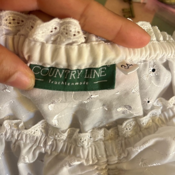 White Ruffled Crop Top - Picture 5 of 5